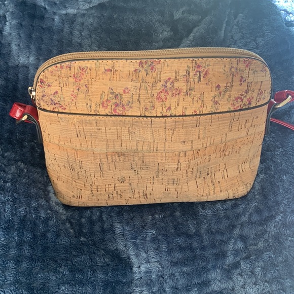 Portuguese cork and red vegan leather purse - Picture 13 of 13